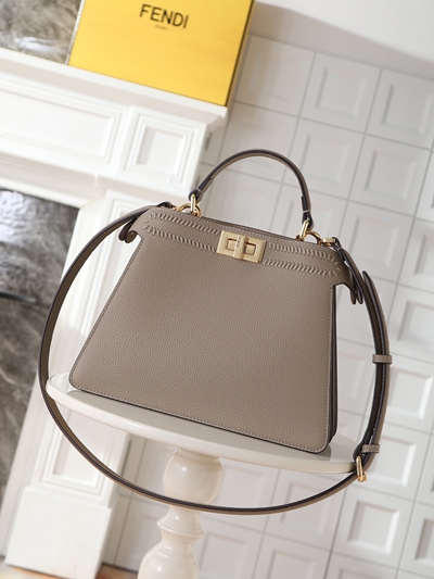 フェンディバッグ内部構造